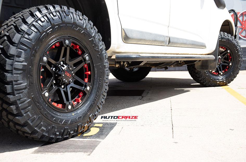 HOLDEN COLORADO T01 SATIN BLACK WITH RED INSERTS